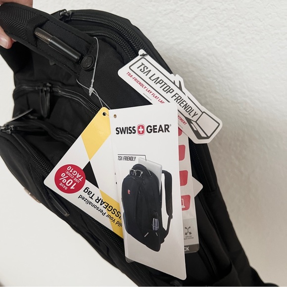 Swiss Gear black TSA travel friendly Scan Smart laptop gear all-in-one backpack - Picture 15 of 16